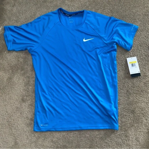 Mens Nike Dri Fit swim blue short sleeve shirt size small NWT - Picture 1 of 4
